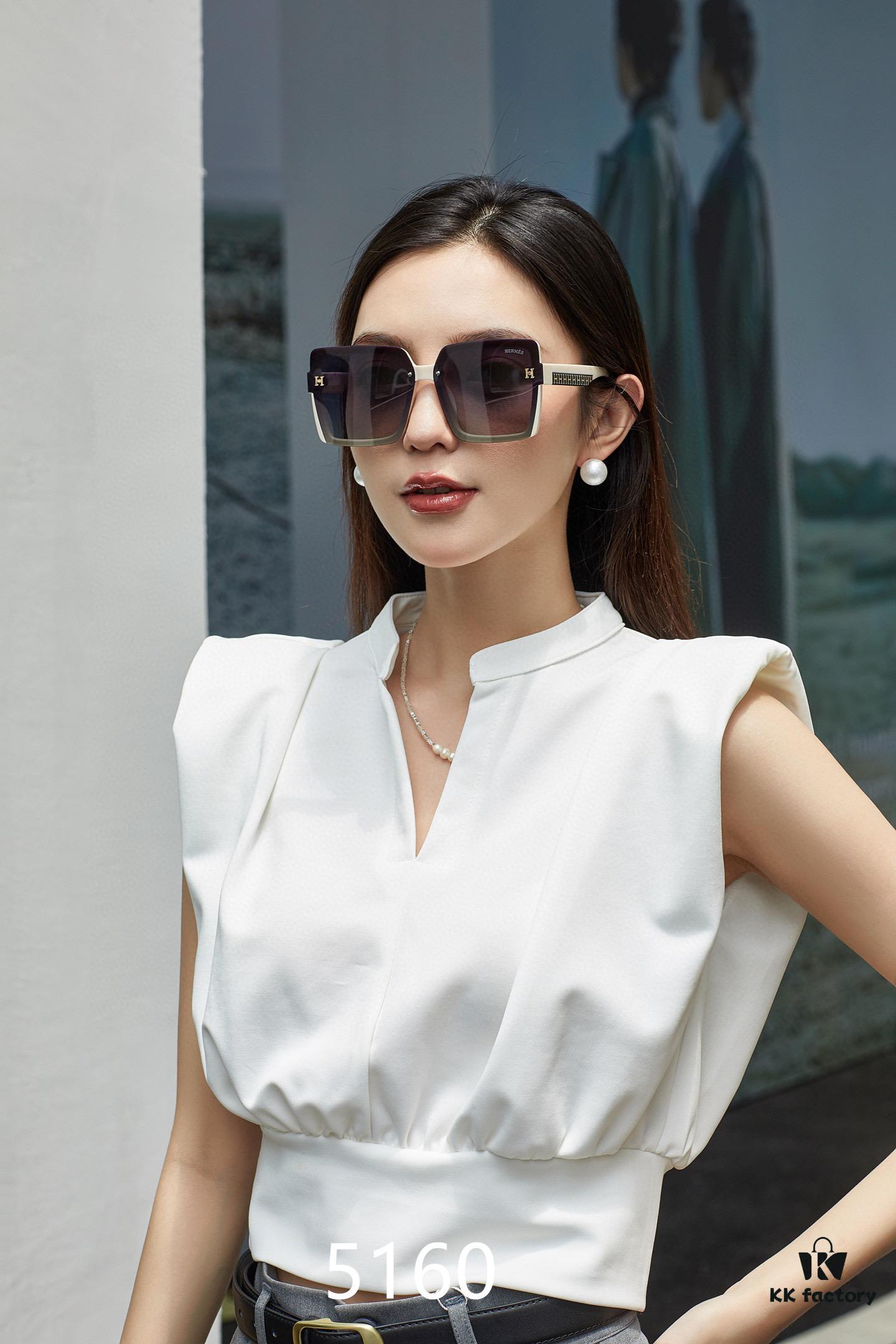 HERMES Spring 2025 New Arrival Original Luxury Square Sunglasses - High-Quality Designer Shades with Iconic Logo