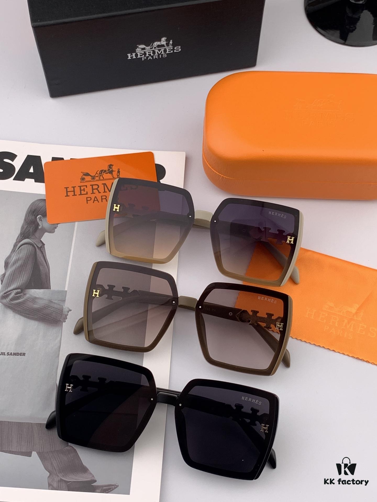 HERMES 2025 Spring New Arrival Original Release Famous Internet Influencer Ultra Popular Luxury Square Sunglasses Classic Full-Frame Design High-Quality Authentic Brand Model: H1301