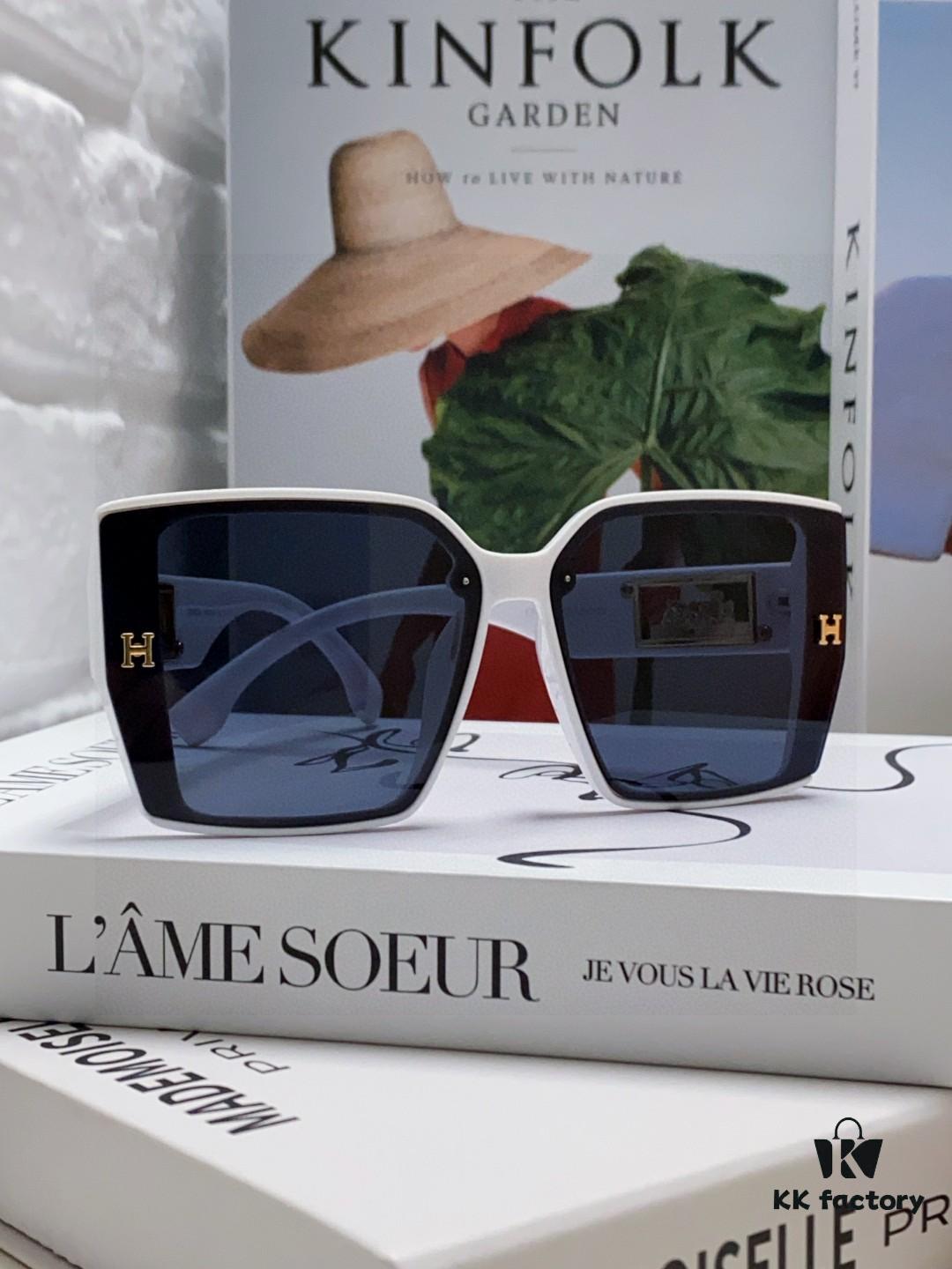 Hermes 2025 New Polarized Sunglasses for Women, Fashionable Oversized Frame Sunglasses that Slim the Face, UV Protection, Casual and Versatile Stylish Shades