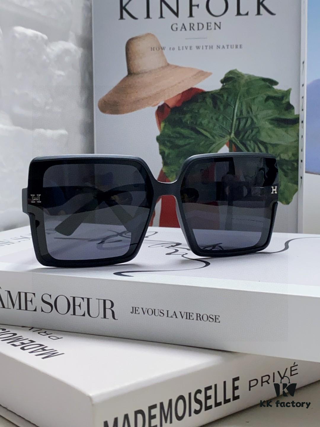 Hermes Women's Polarized Sunglasses 2025 New Arrival Premium UV Protection Anti-UV Eyewear Slimming Effect