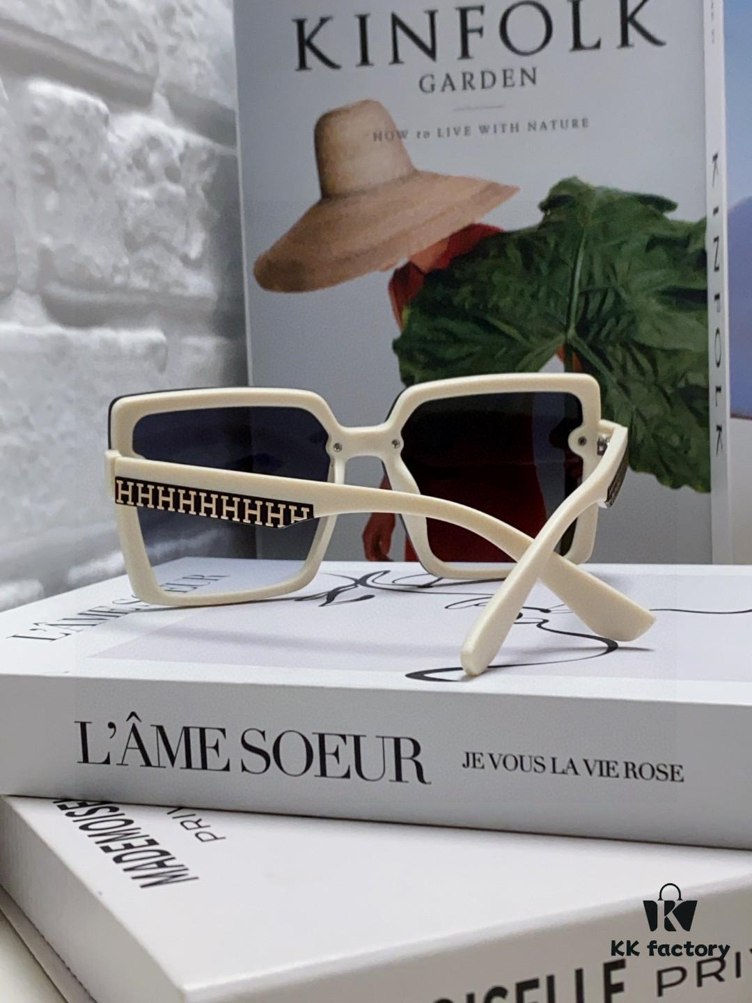 Hermes 2025 New Arrival Korean-Style Square Women's Sunglasses, Retro Fashion Minimalist Polarized Sunglasses, Unisex Eyewear