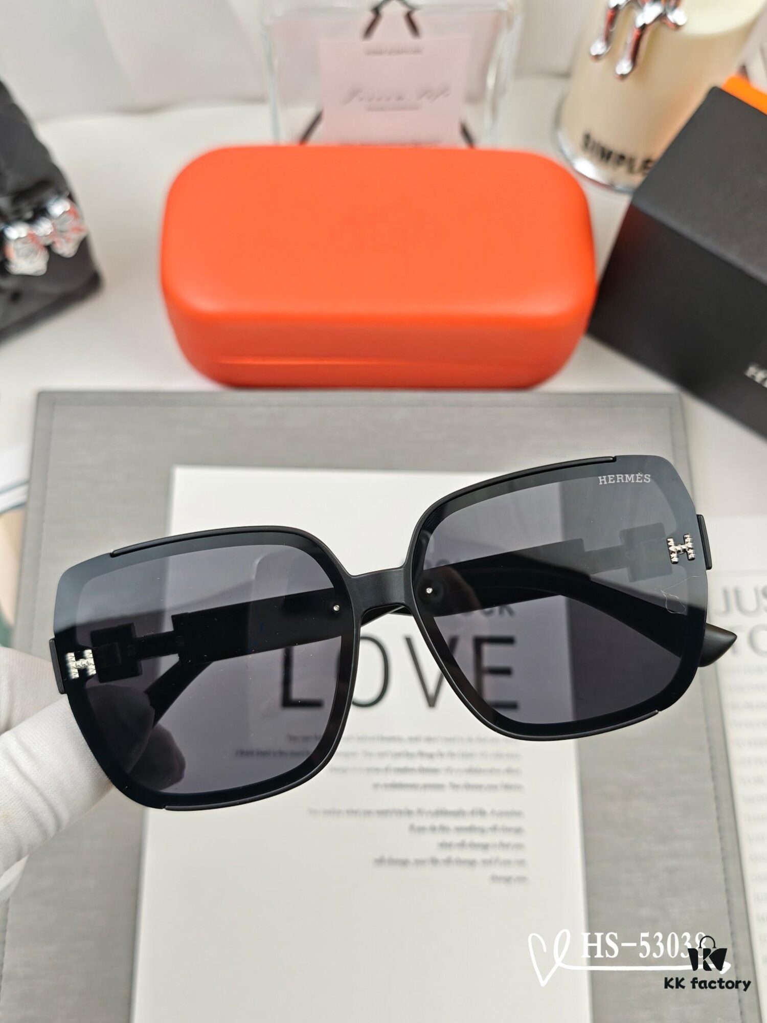 Hermès | New Arrival Sunglasses with Polarized Lenses, Lightweight TR90 Frame, UV & Glare Protection, Fashionable Driving & Travel Eyewear