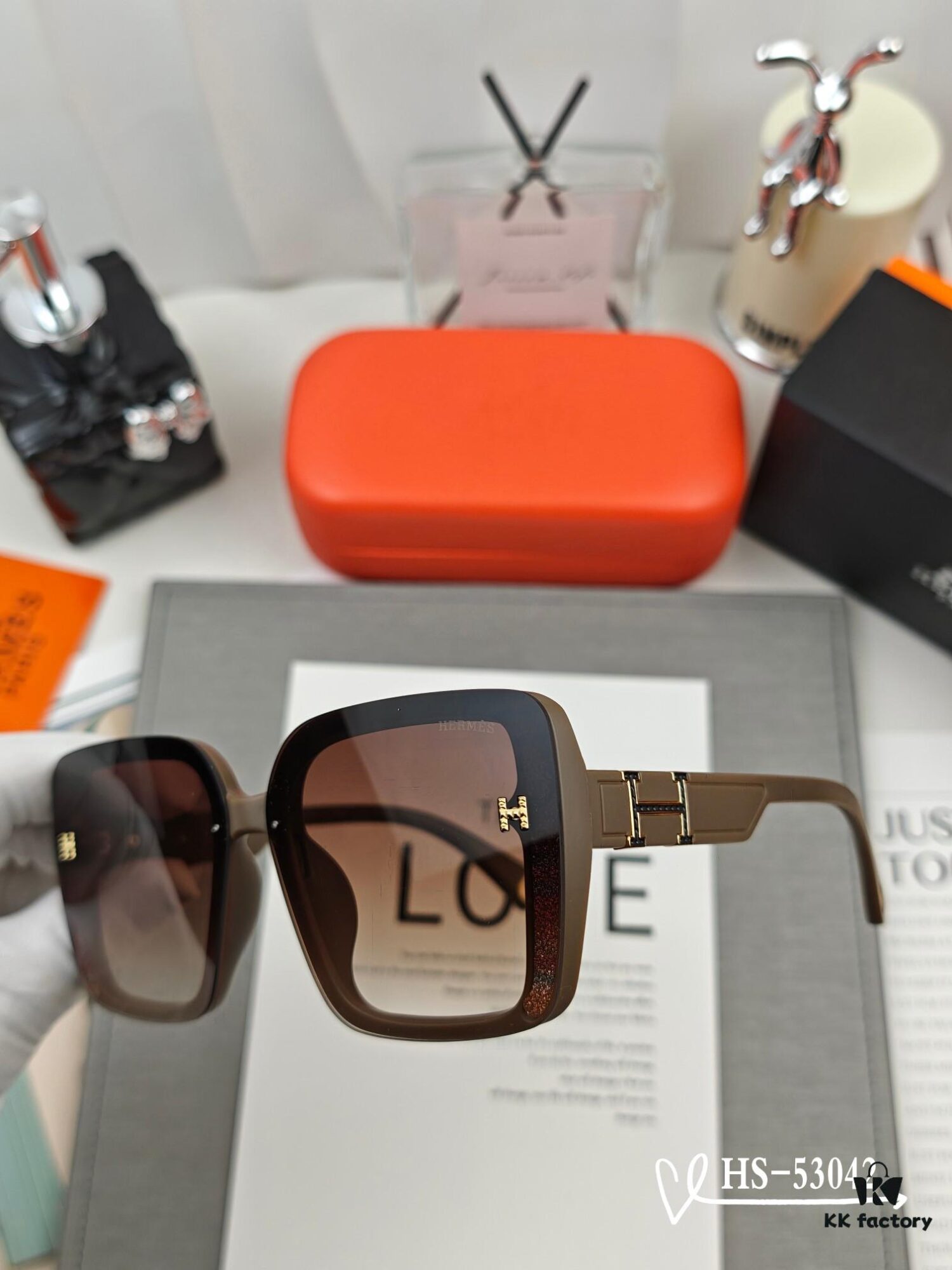 Hermes - New Model Sunglasses with Polarized Lenses, Lightweight TR90 Frame, UV Protection for Travel and Driving, Fashionable Sun Protection for Every Style