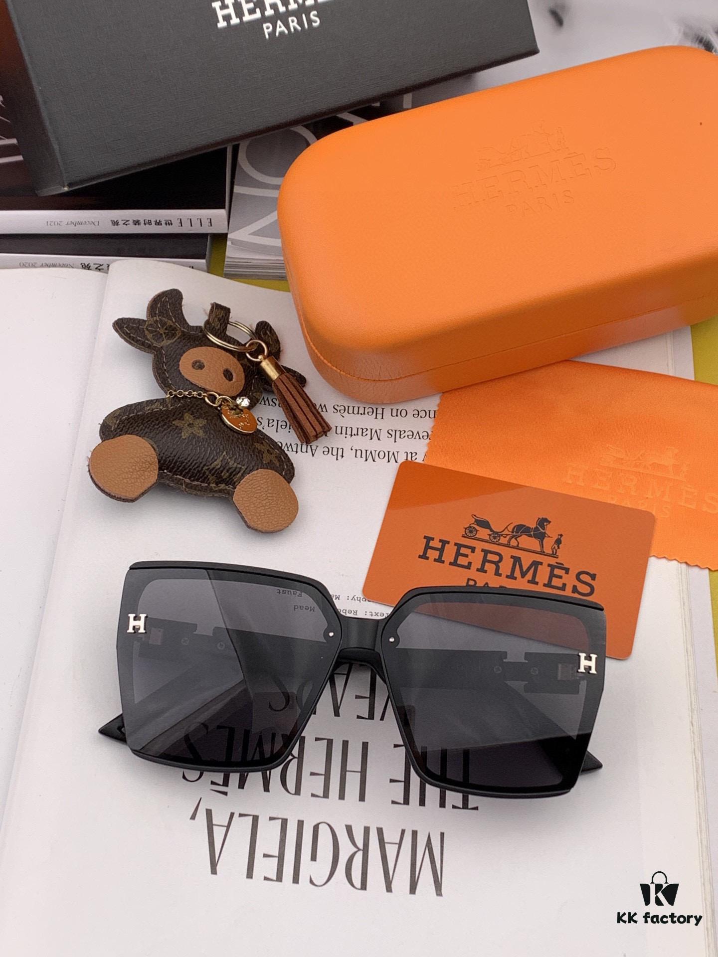 HERMES 2025 Spring New Arrival Original Release Internet-Famous Ultra-Hot Classic Luxury Square Sunglasses