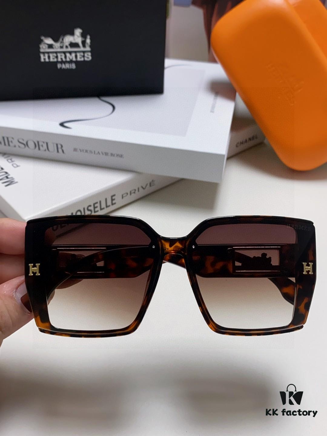 Hermes 2024 New Arrival Polarized Sunglasses for Women, Fashion Oversized Frame, Slimming Effect, UV Protection, Versatile and Stylish