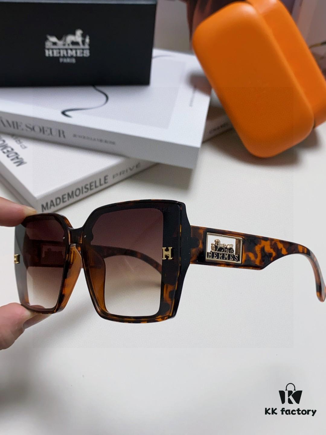 Hermes 2024 New Arrival Polarized Sunglasses for Women, Fashion Oversized Frame, Slimming Effect, UV Protection, Versatile and Stylish