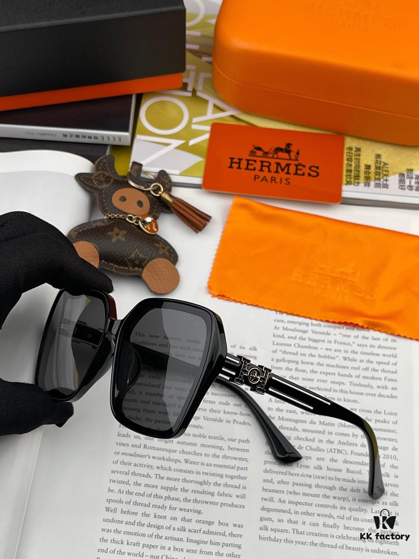 HERMES 2024 Spring New Arrival Original Release Famous Internet Sensation Ultra-Hot Selling Luxury Square Frame Sunglasses Model H1245