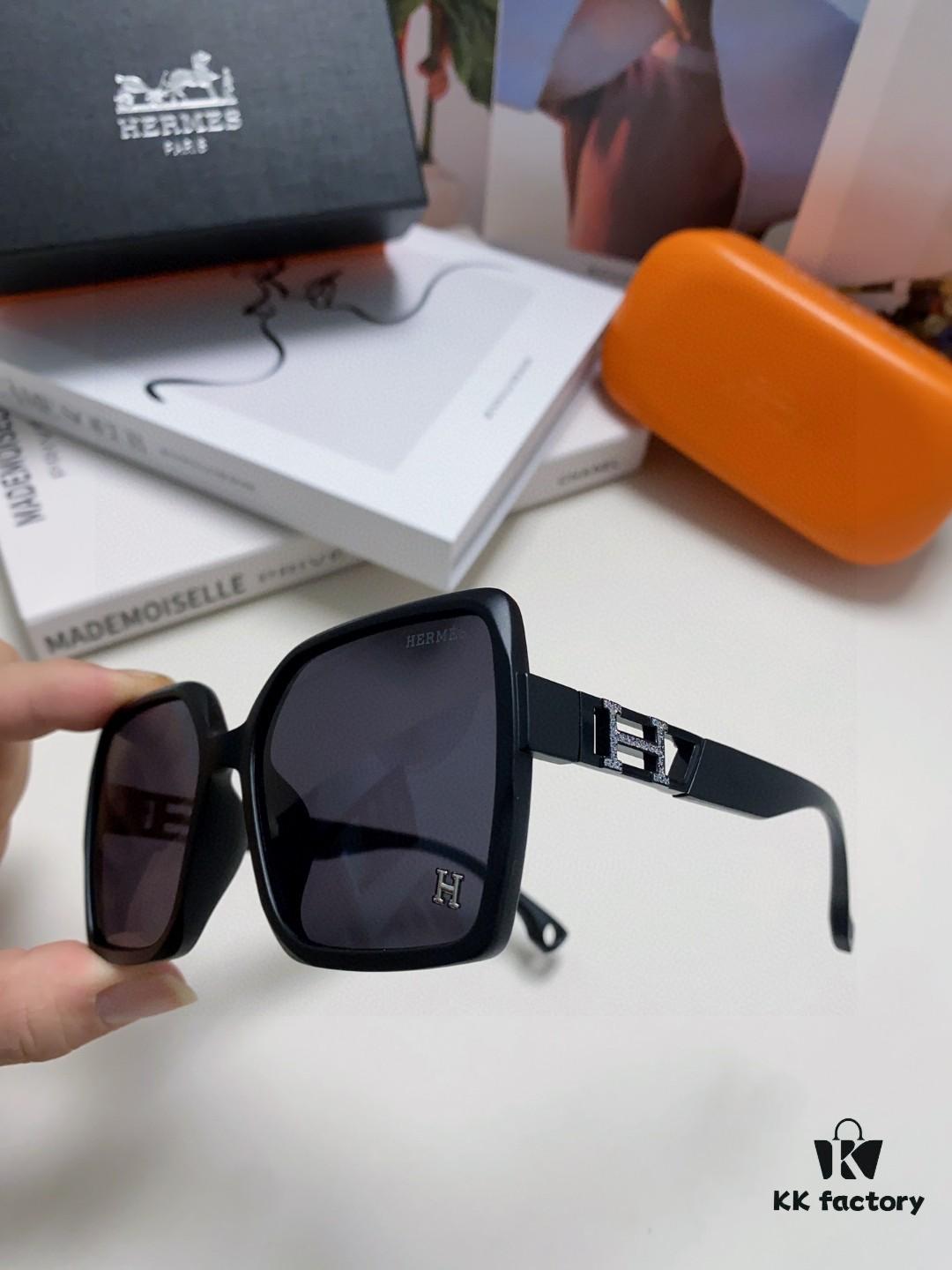 Hermes 2024 New Arrival Women's Square Oversized Sunglasses for Round Faces, Slimming UV-Protective Shades with Premium Aesthetic, Ideal for Travel and Sun Protection