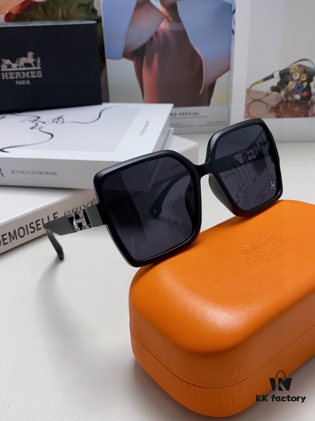 Hermes 2024 New Arrival Women's Square Oversized Sunglasses for Round Faces, Slimming UV-Protective Shades with Premium Aesthetic, Ideal for Travel and Sun Protection