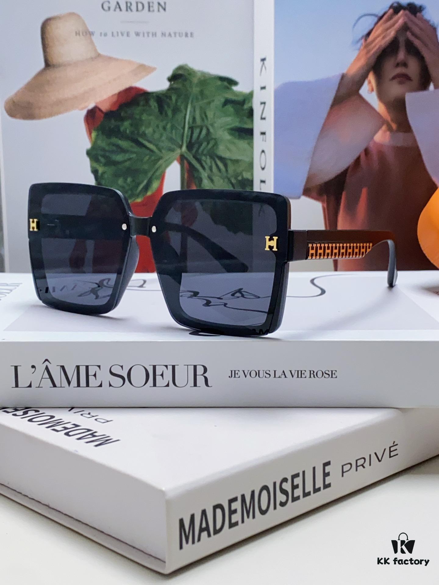 Hermes 2024 New Korean-Style Square Women's Sunglasses, Retro Fashion Minimalist Polarized Sunglasses, Unisex Eyewear