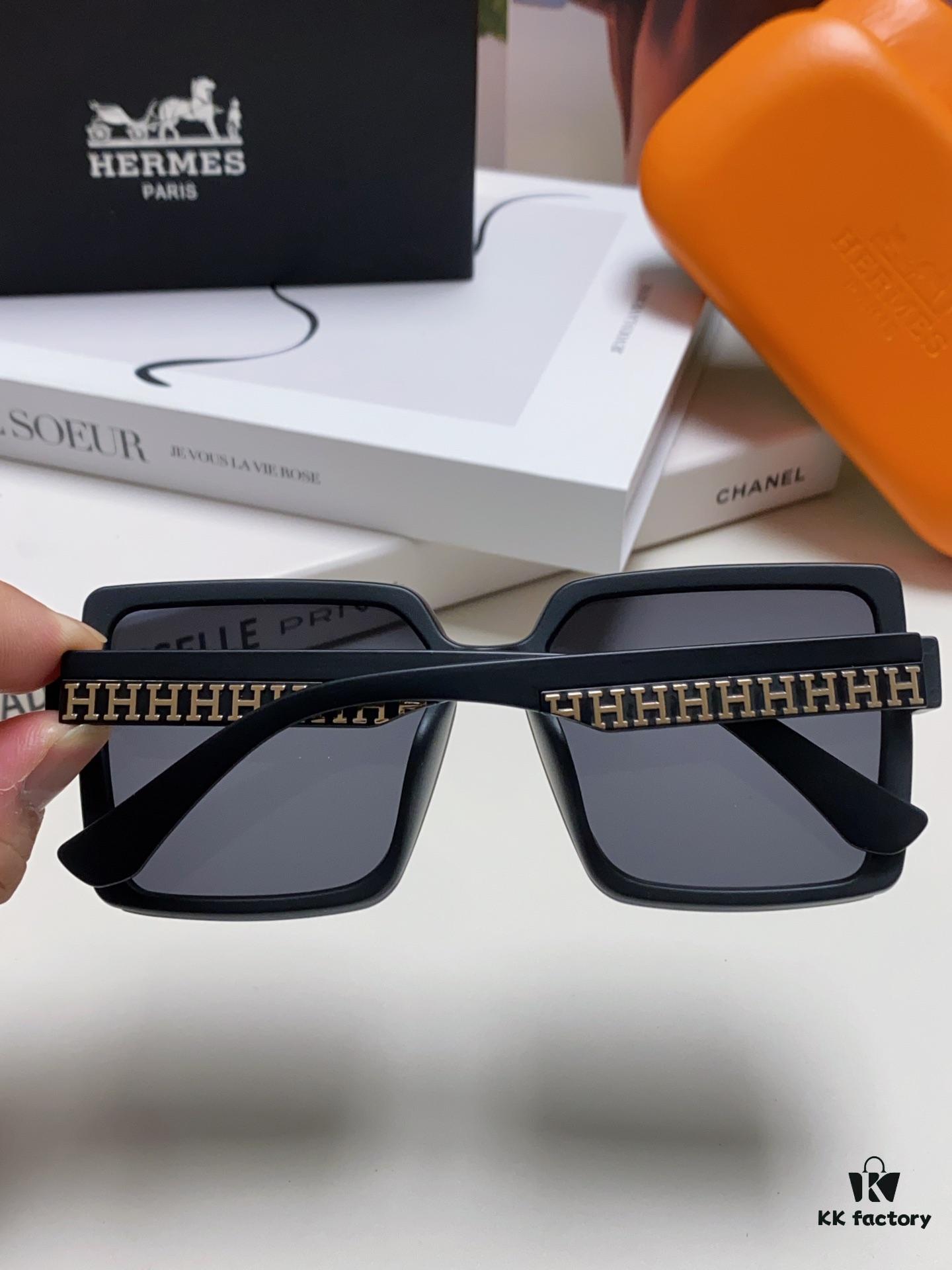 Hermes 2024 New Korean-Style Square Women's Sunglasses, Retro Fashion Minimalist Polarized Sunglasses, Unisex Eyewear