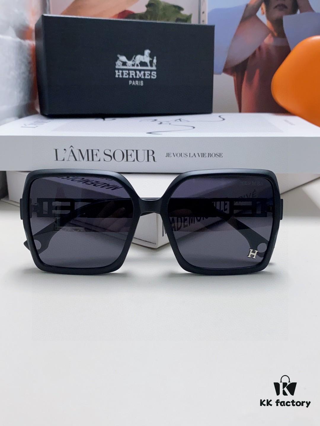 Hermes 2024 New Women's Square Oversized Sunglasses for Round Faces, Slimming UV Protection Sunglasses with Premium Aesthetic, Ideal for Travel and Sun Protection