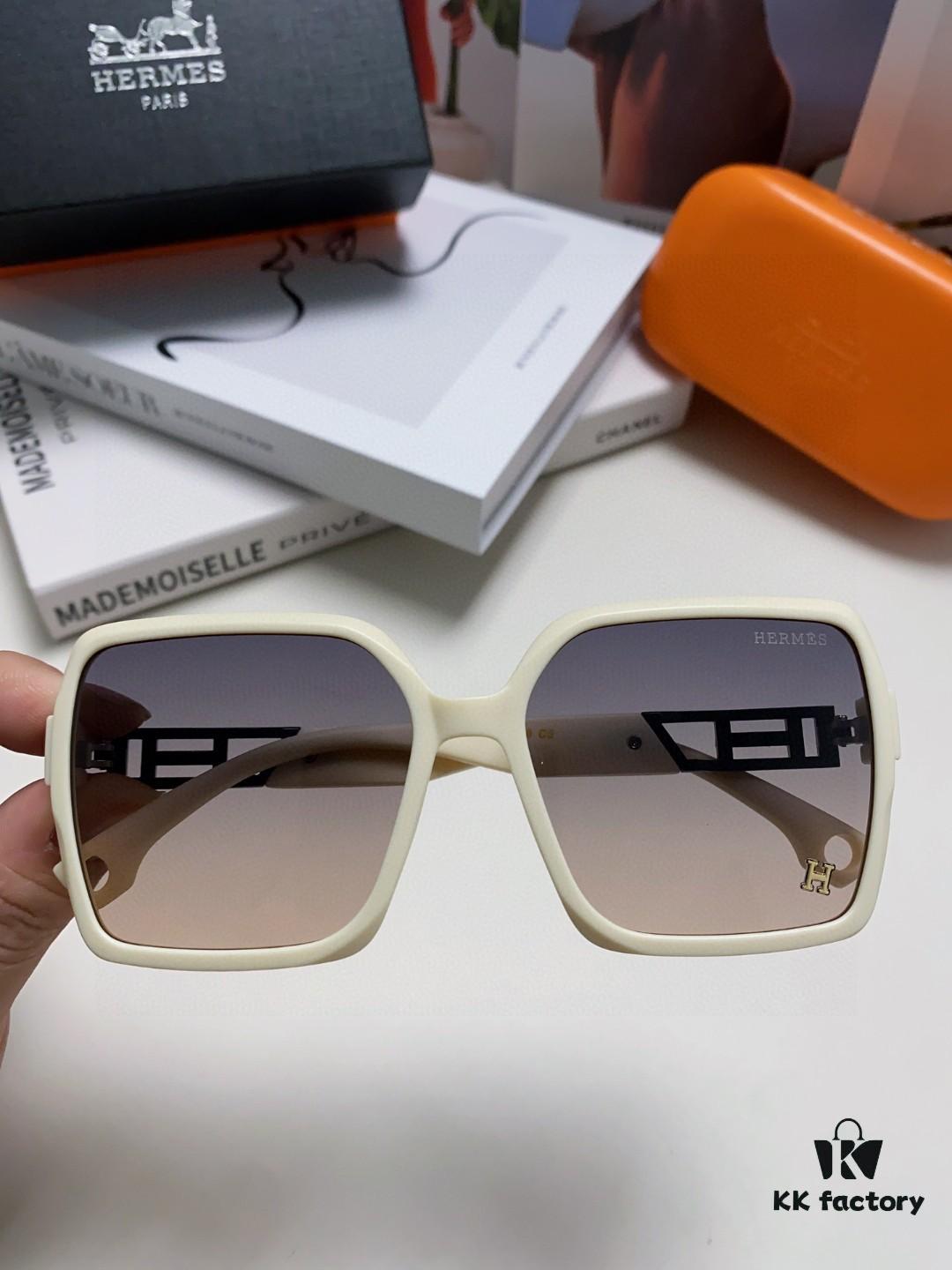 Hermes 2024 New Women's Square Oversized Sunglasses for Round Faces, Slimming UV-Protective Shades with Premium Aesthetic, Ideal for Travel and Sun Protection