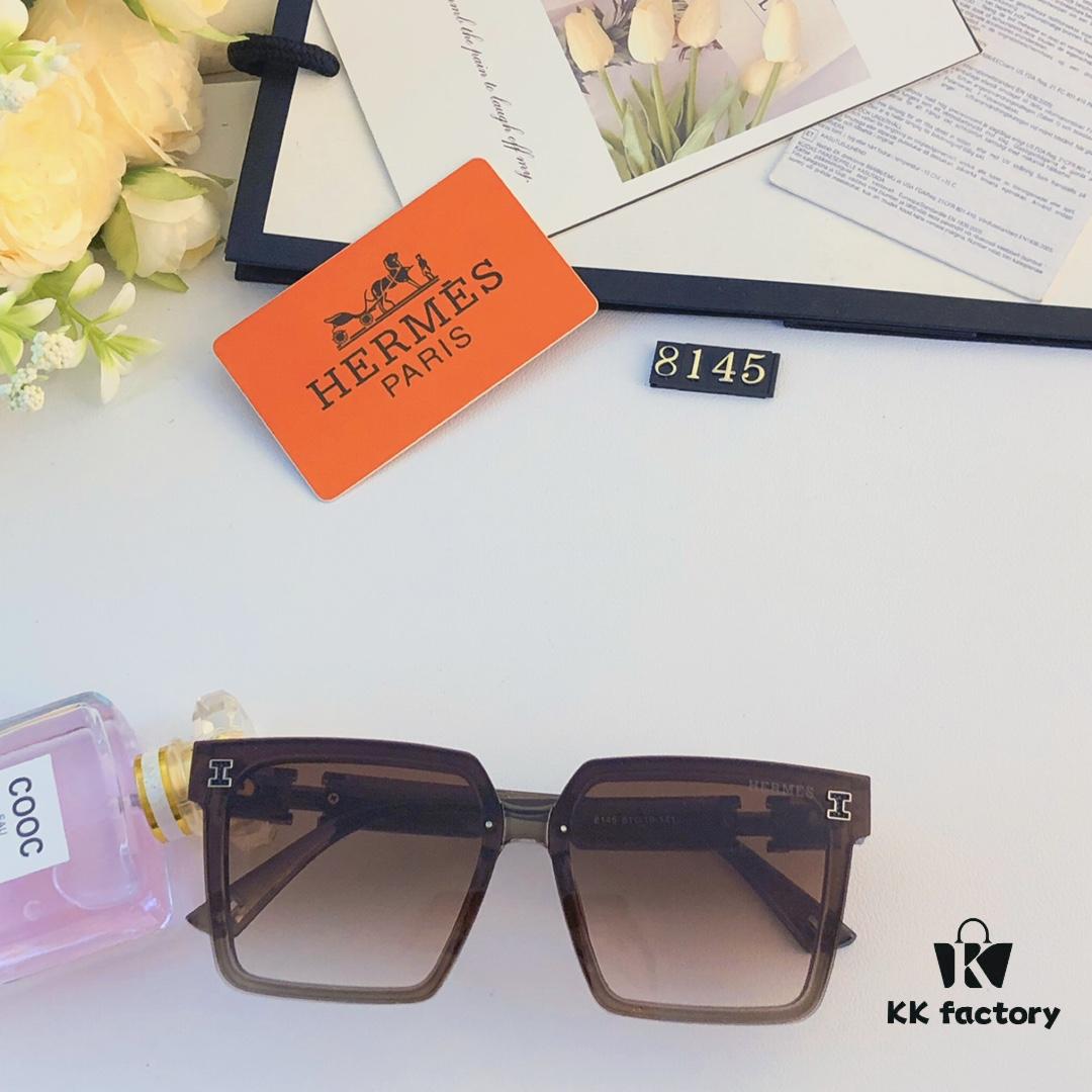 Hermes Women's Square Retro Sunglasses, Korean Style Ins High-End Fashion, Slimming for Large Faces, Stylish Street Snap UV Protection