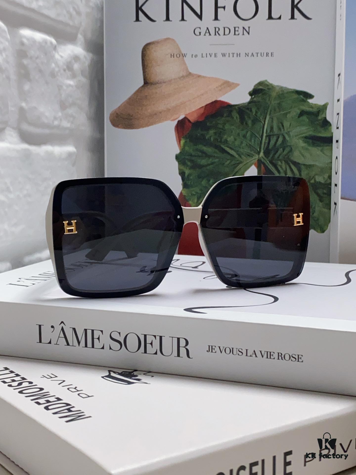 Hermes New Polarized Sunglasses for Women, Fashion Oversized Frame Minimalist UV Protection Sunglasses, Slimming and Stylish Accessory