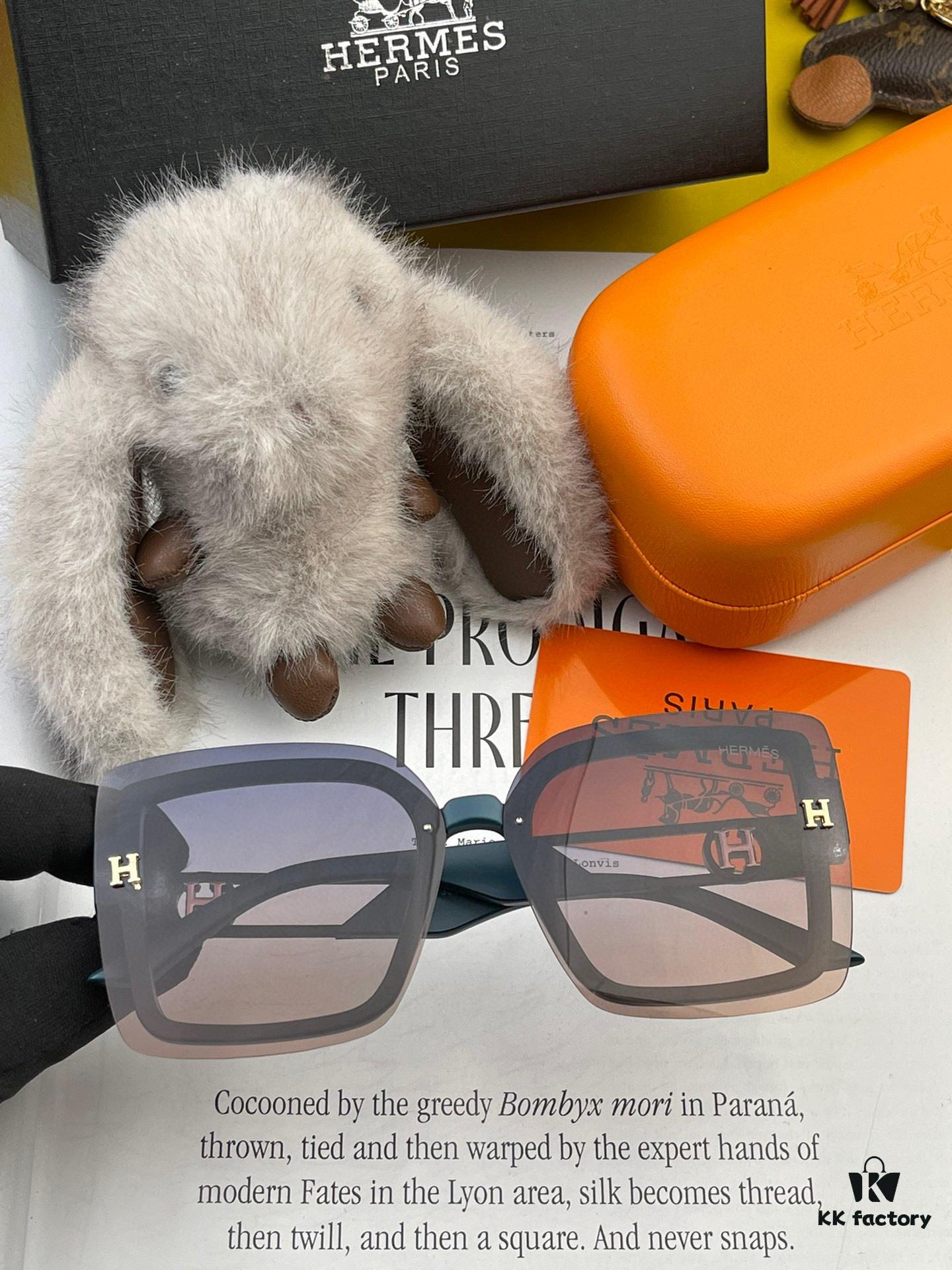 HERMES 2024 Spring New Arrival Original Luxury Square Sunglasses H3966