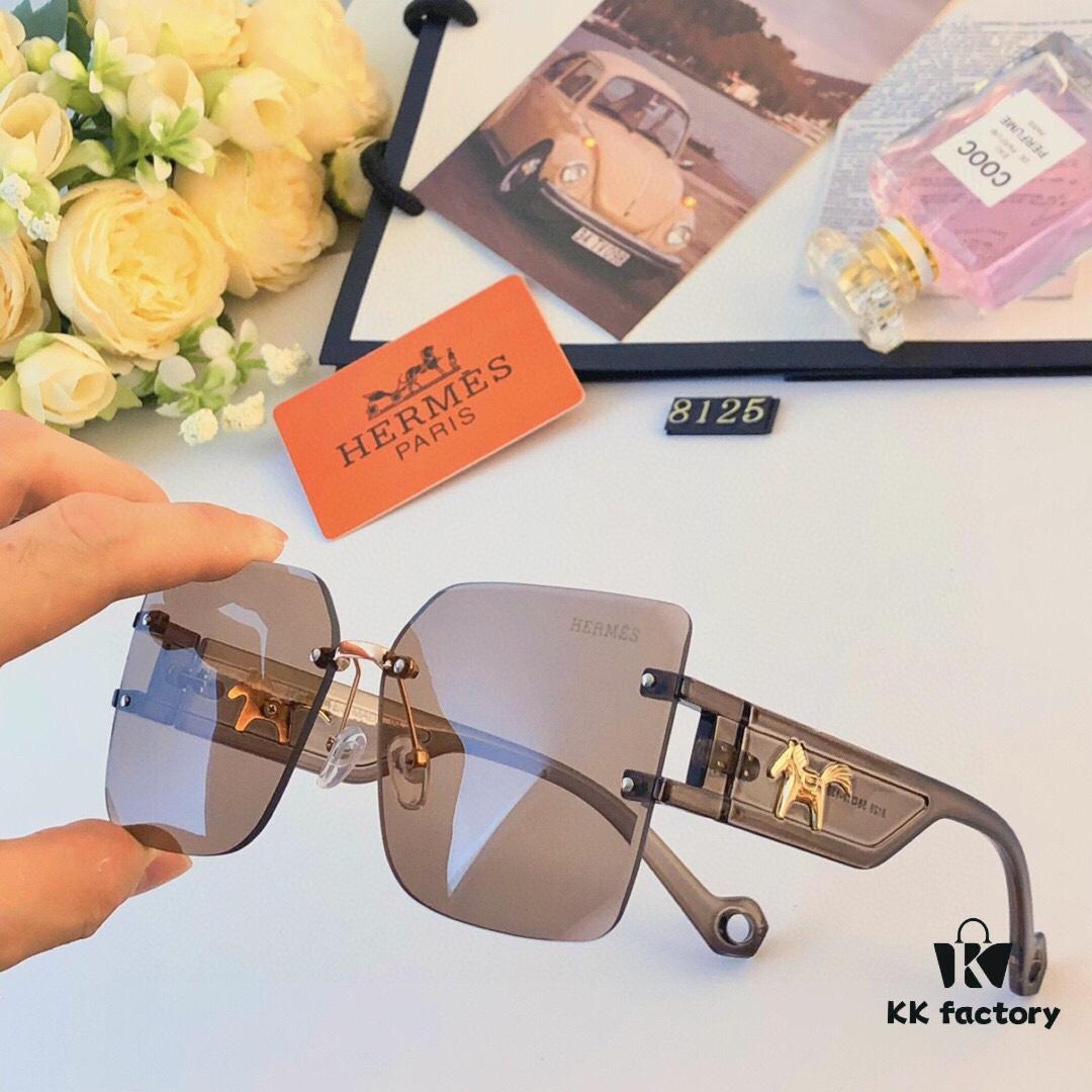 Hermes Korean-style Fashion Square-frame Sunglasses for Women, Premium Look, Oversized Design Slimming Effect UV Protection Sun Glasses 2024 New Arrival