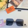 Hermes Korean-style Fashion Square-frame Sunglasses for Women, Premium Look, Oversized Design Slimming Effect UV Protection Sun Glasses 2024 New Arrival
