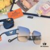 Hermes Korean-style Fashion Square-frame Sunglasses for Women, Premium Look, Oversized Design Slimming Effect UV Protection Sun Glasses 2024 New Arrival