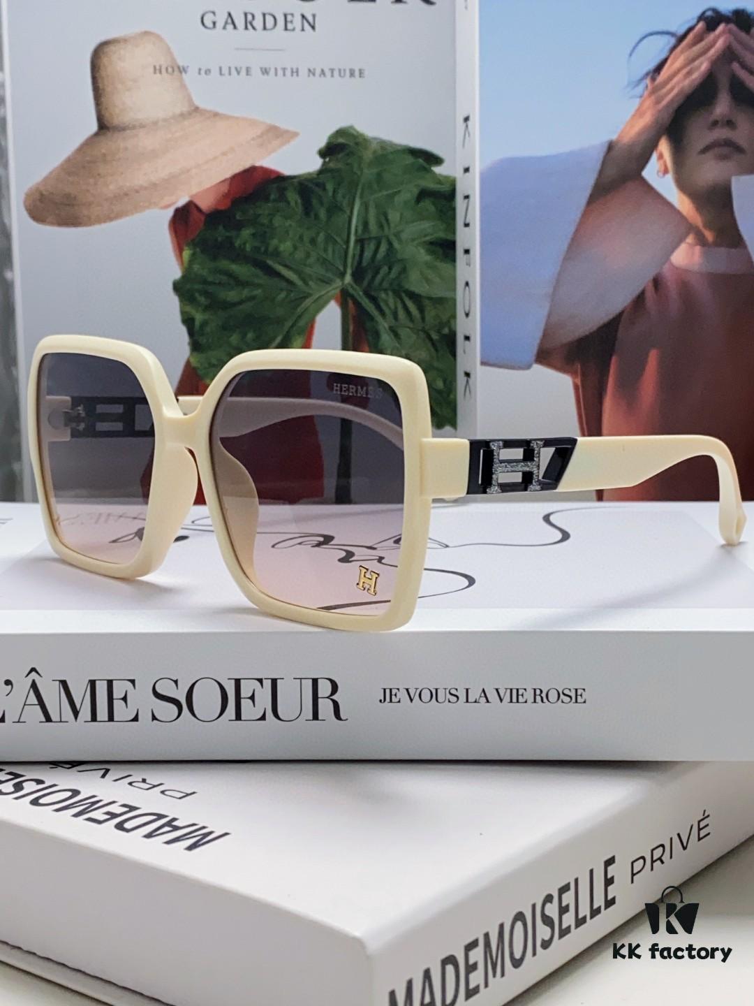 Hermes 2024 New Women's Square Oversized Sunglasses for Round Faces, Slimming UV-Protective Shades with Premium Style for Travel and Sun Protection