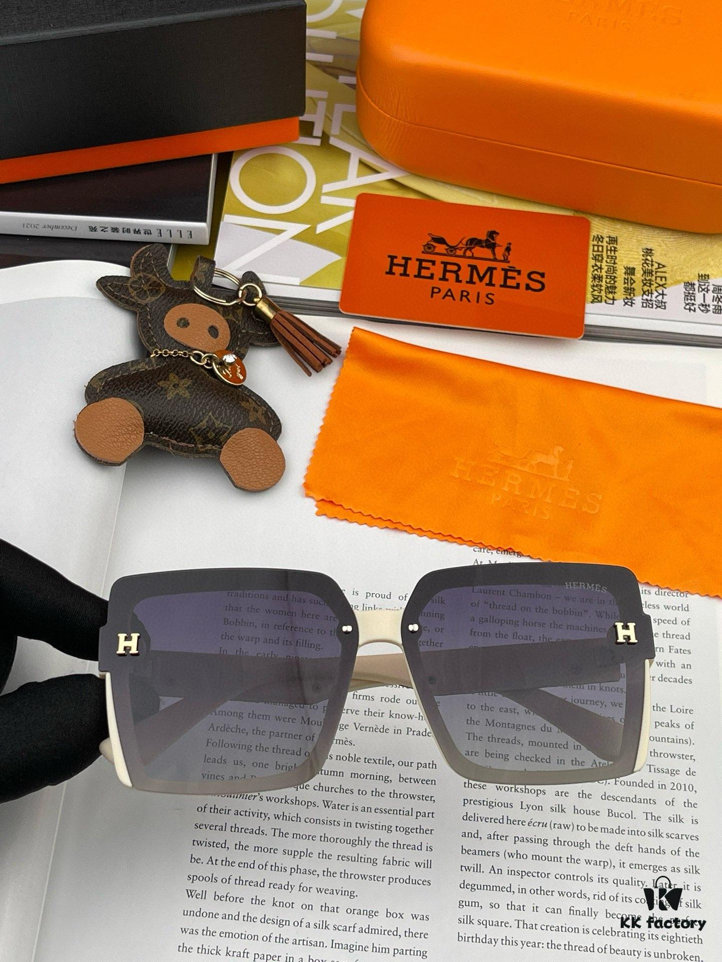 HERMES Hermès Spring 2023 New Arrival Original Release Famous Internet Hit Ultra Popular Blue Classic Luxury Global Fashion Square Sunglasses High-End Quality Authentic High-Quality Model: H1245