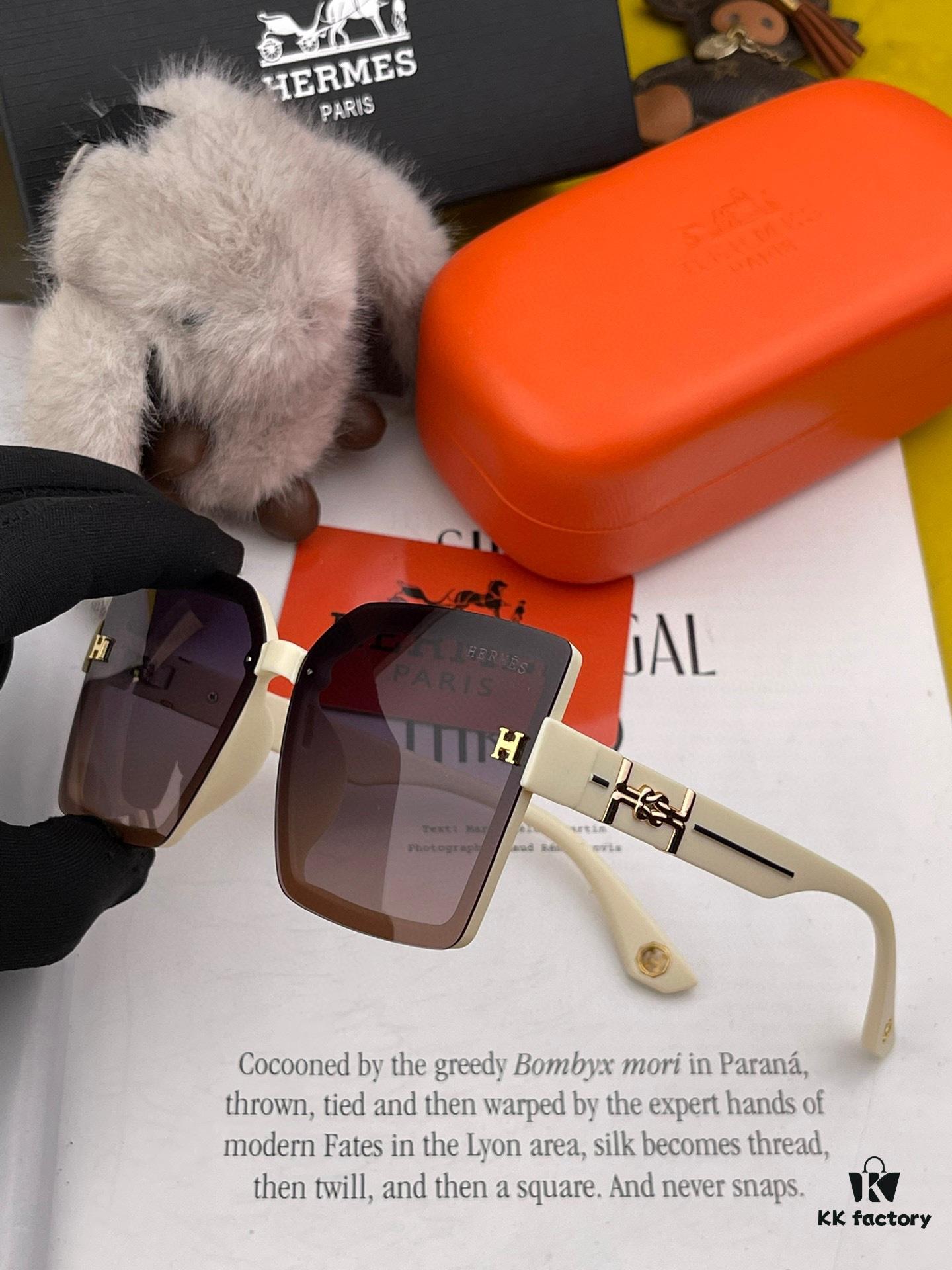 HERMES 2024 Spring New Arrival Original Release Famous Internet Sensation Ultra-Hot Selling Luxury Square Sunglasses Classic Integrated Frame Design High-End Quality Authentic Brand Premium Sunglasses Model: H2998