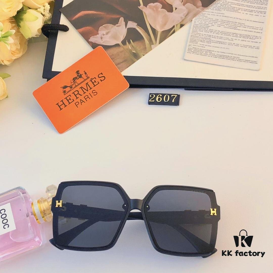 Hermes 2024 New Arrival Rectangular Orange UV-Protective Sunglasses for Women, Stylish Oversized Frame, Slimming Fashion Shades