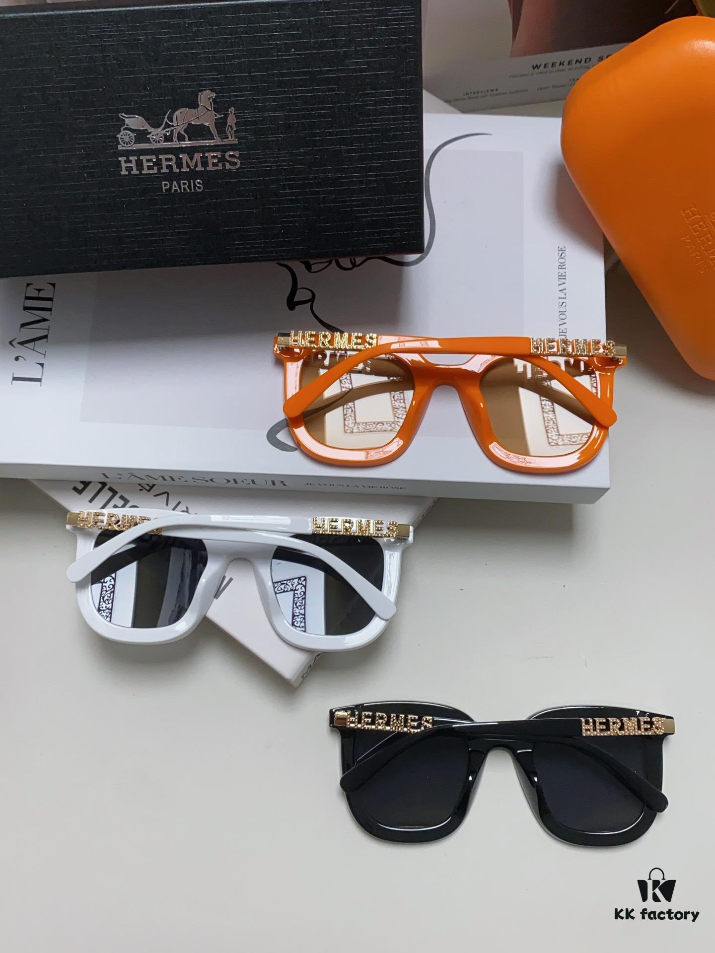 Hermes 2024 New Arrival Retro Square Unisex Sunglasses for Women, Slimming Frame for Round Faces, Fashionable Metal Hollow-out Temples, UV-Protective Sunglasses