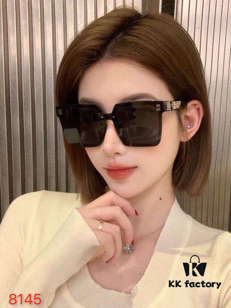 Hermes Women's Square Retro Sunglasses, Korean Style Ins High-End Fashion, Slimming for Large Faces, Stylish Sun Protection for Street Photography