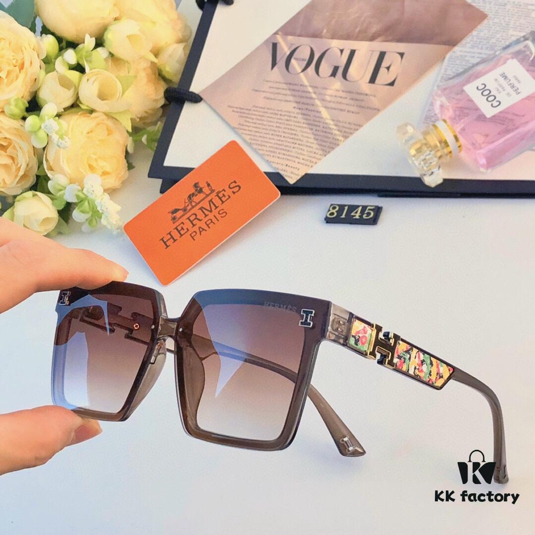 Hermes Women's Square Retro Sunglasses, Korean Style Ins High-End Fashion, Slimming for Large Faces, Stylish Sun Protection for Street Photography