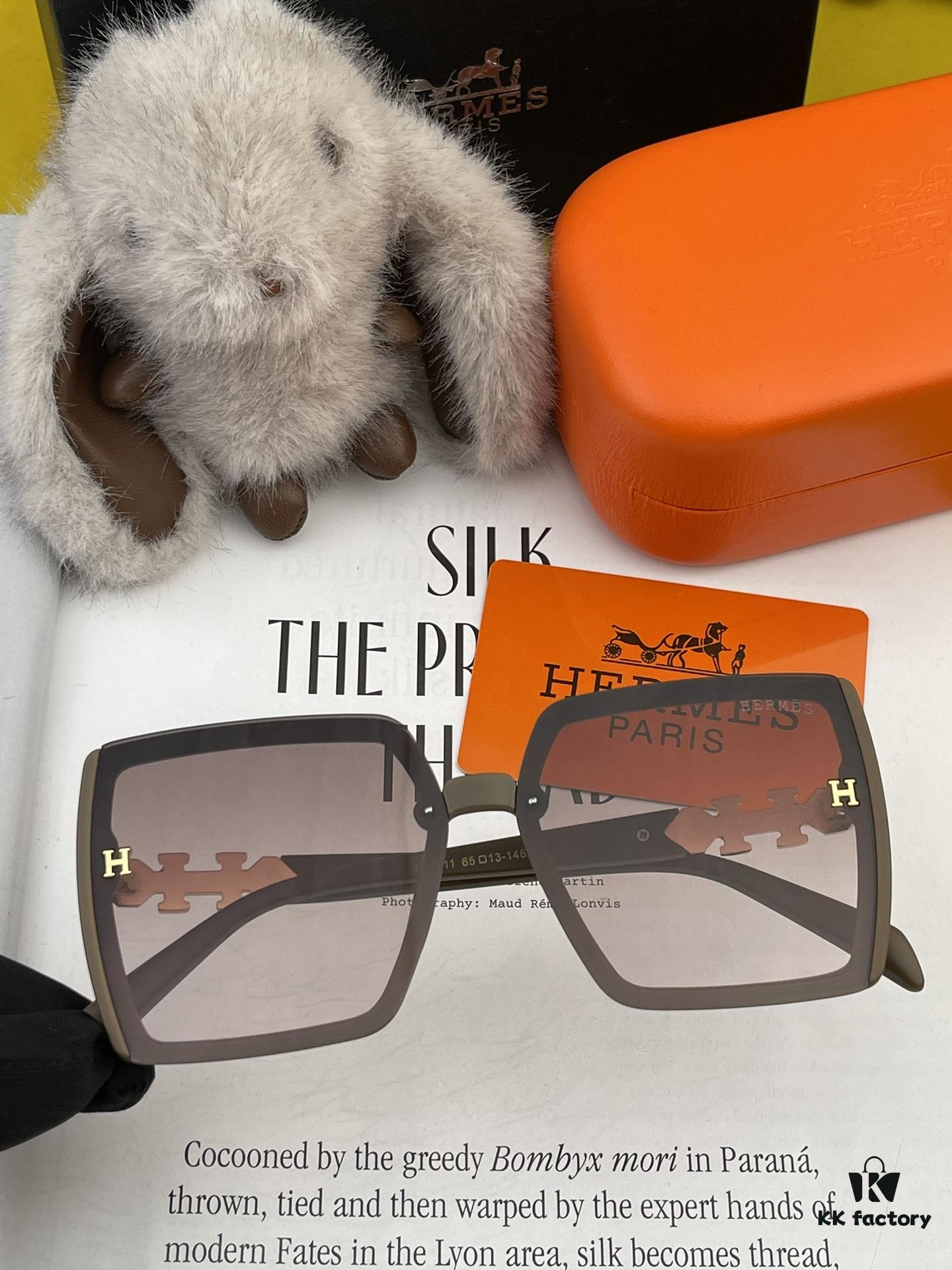 HERMES 2024 Spring New Arrival Original Release Famous Internet Sensation Luxury Oversized Square Sunglasses