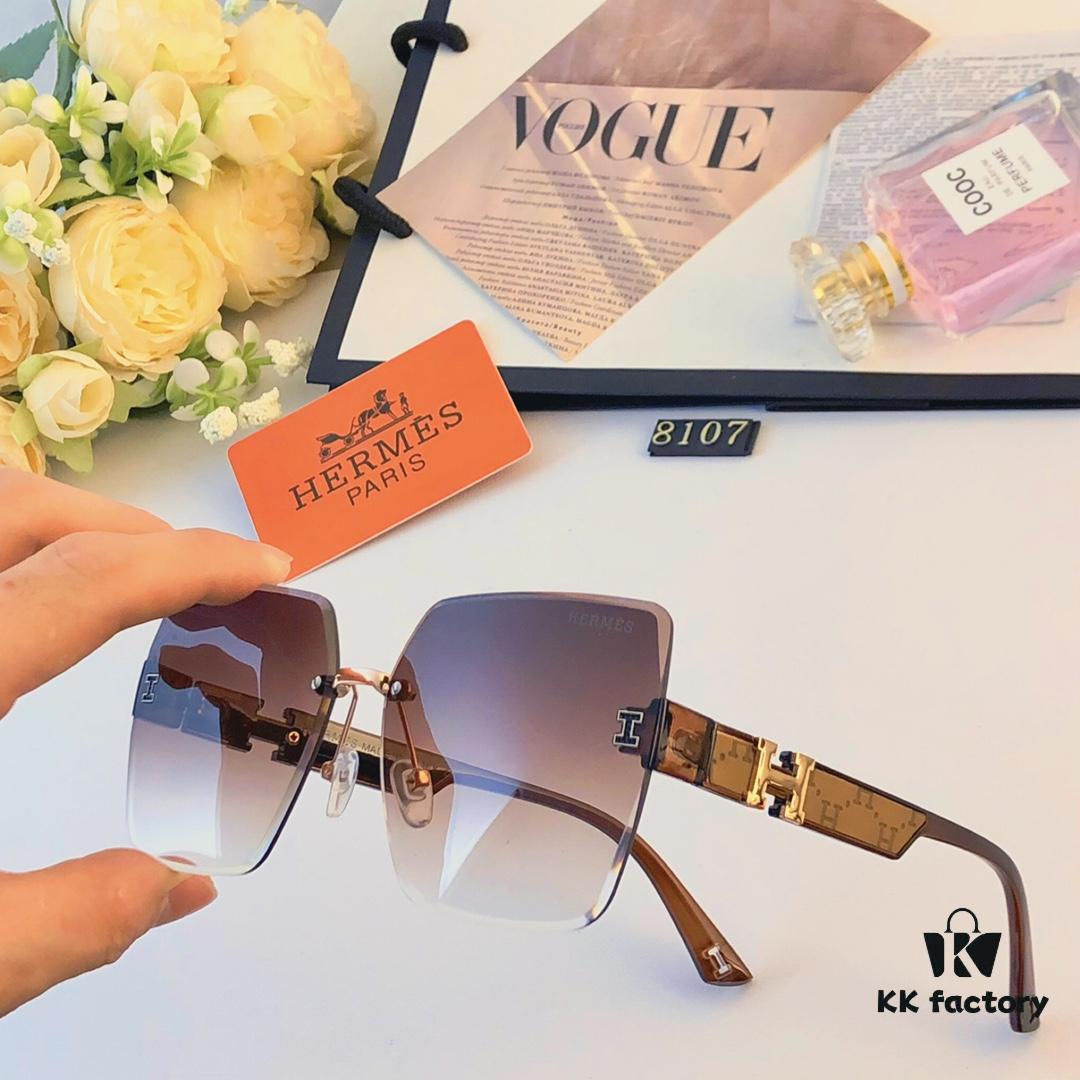 Hermes 2024 New Square Frameless Cut-Out Sunglasses for Women, Retro Fashion Lightweight Luxury Letter Design High-End UV Protection Sun Glasses