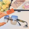 Hermes 2024 New Square Frameless Cut-Out Sunglasses for Women, Retro Fashion Lightweight Luxury Letter Design High-End UV Protection Sun Glasses