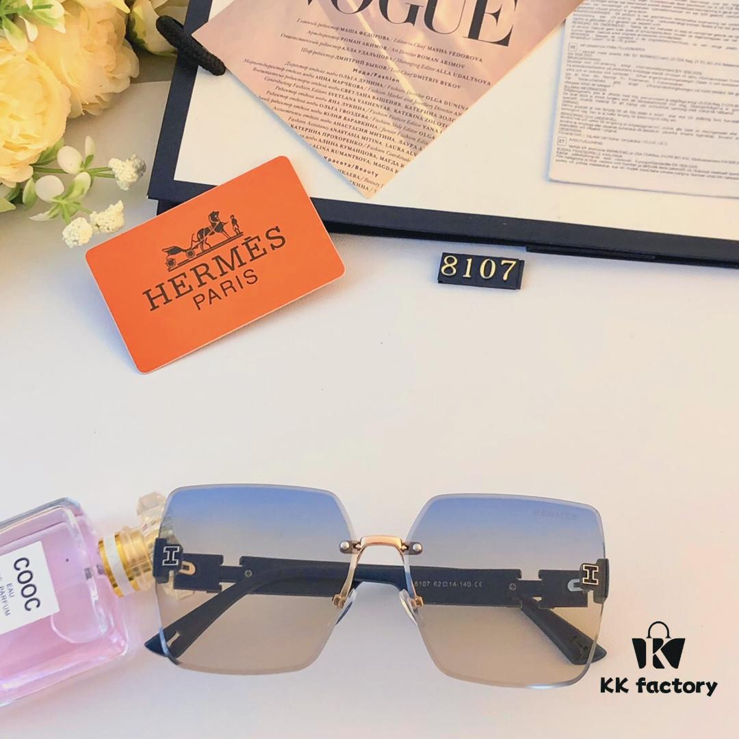 Hermes 2024 New Square Frameless Cut-Out Sunglasses for Women, Retro Fashion Lightweight Luxury Letter Design High-End UV Protection Sun Glasses