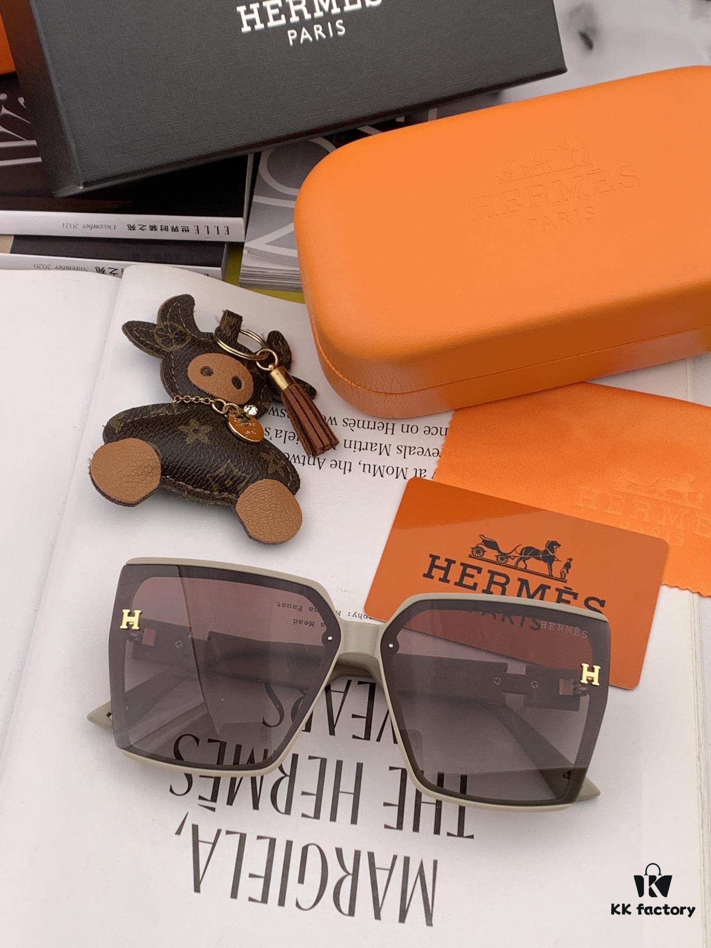 HERMES 2024 Spring New Arrival Original Luxury Square Sunglasses H7998
