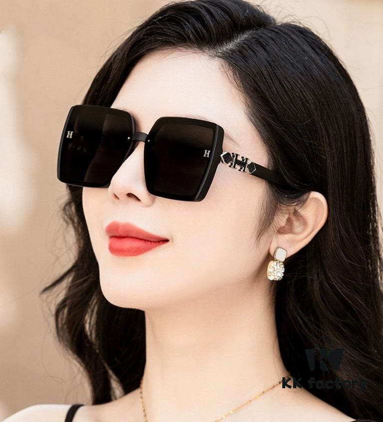 HERMES 2024 Spring New Arrival Original Release Famous Internet Influencer Ultra Hot Selling Blue Classic Luxury Global Fashion Square Sunglasses