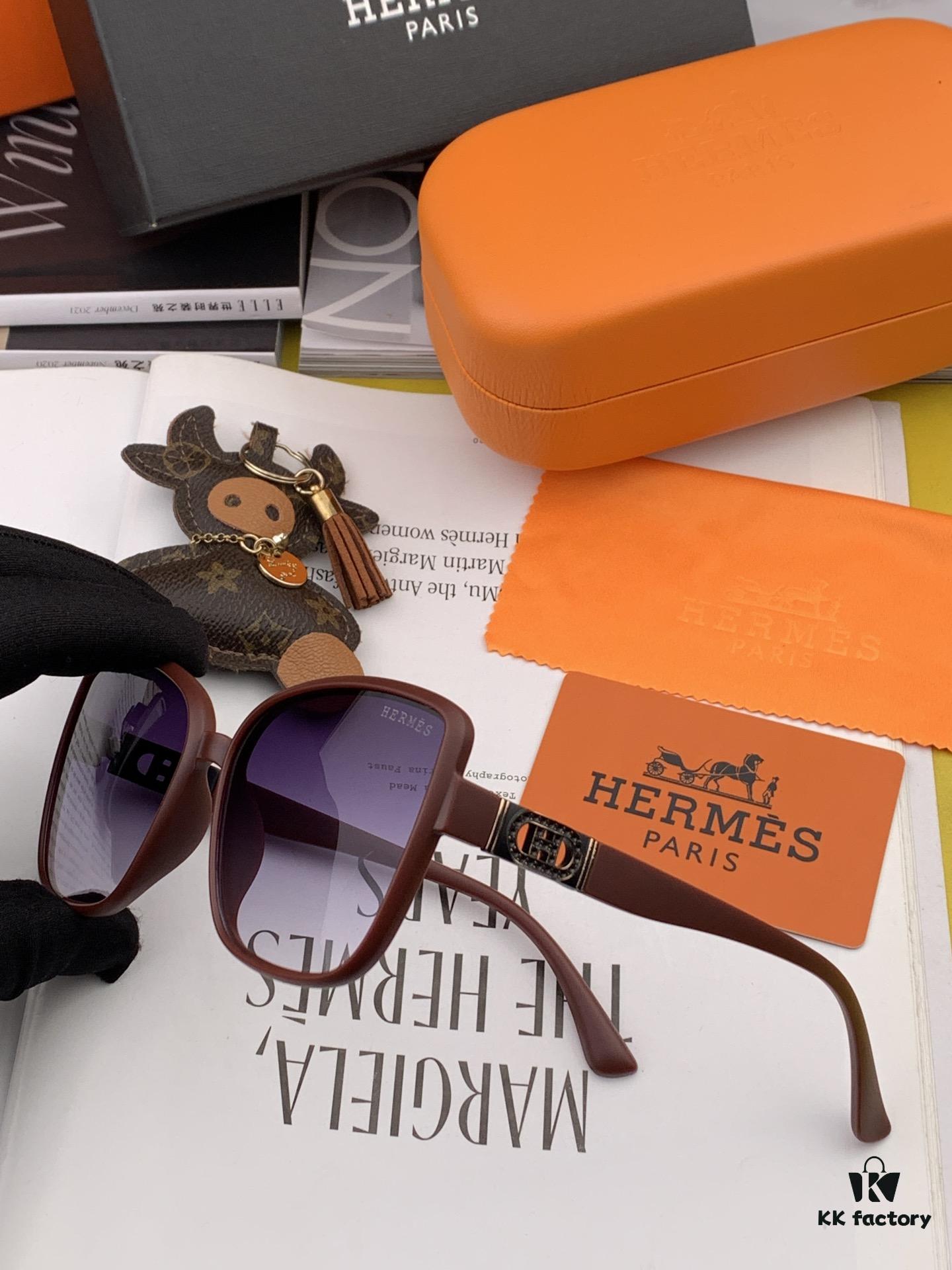 HERMES 2024 Spring New Arrival Original Release Famous Internet Influencer Ultra-Hot Selling Square Sunglasses Classic Luxurious Worldwide Trend High-Quality Authentic Version Model H98001