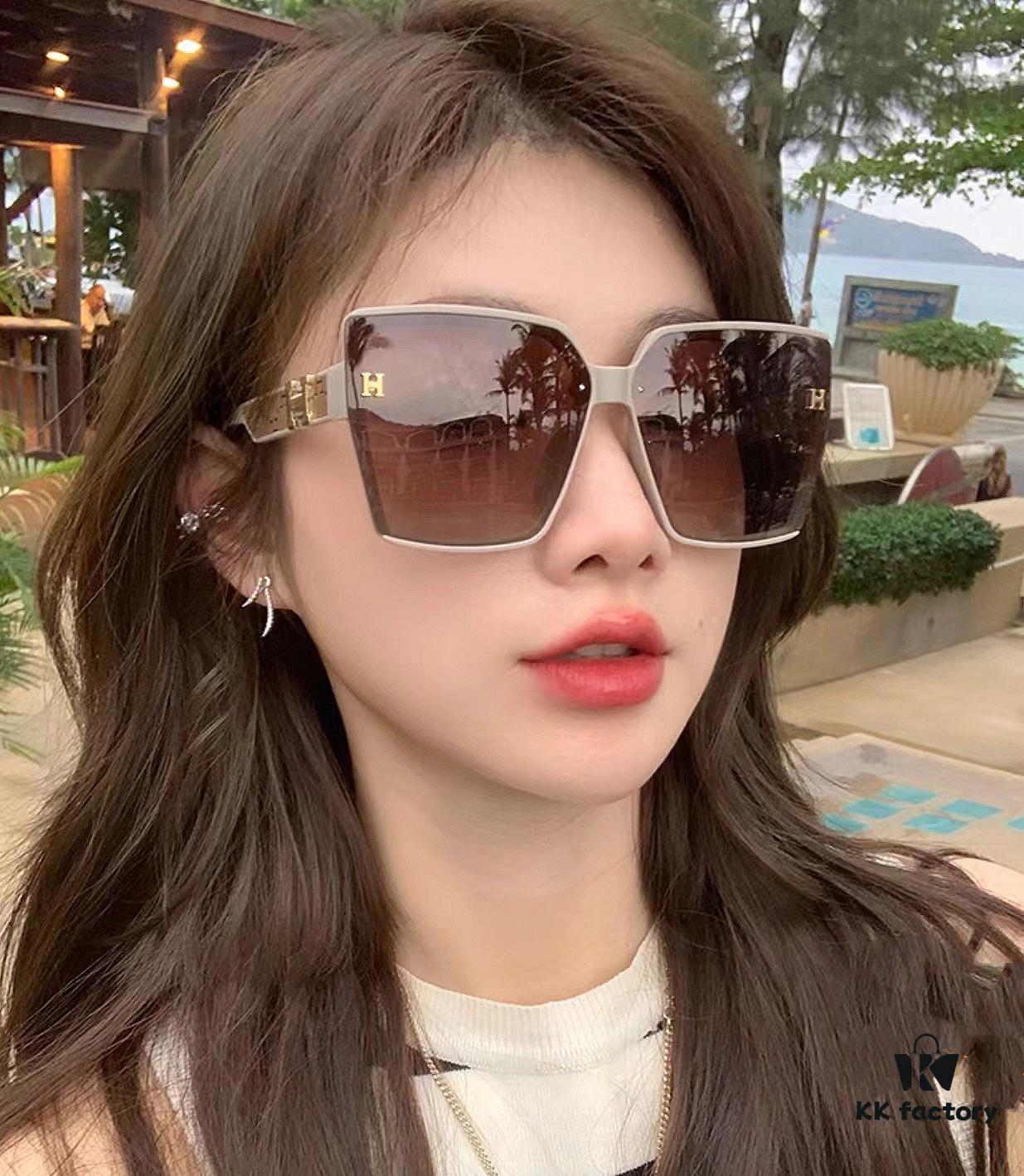 HERMES 2024 Spring New Arrival Original Luxury Square Sunglasses H7998