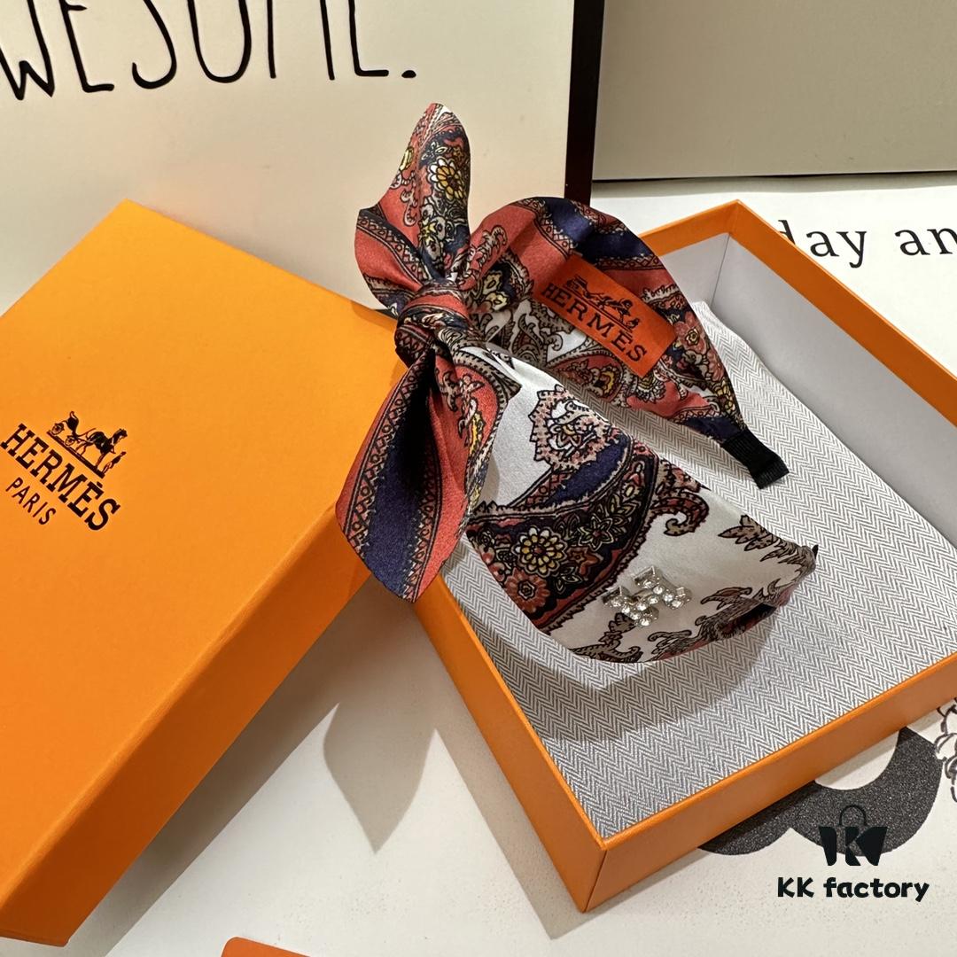 Hermes (Hermès) Latest Hair Hoop - Specially Paired with Boutique Packaging