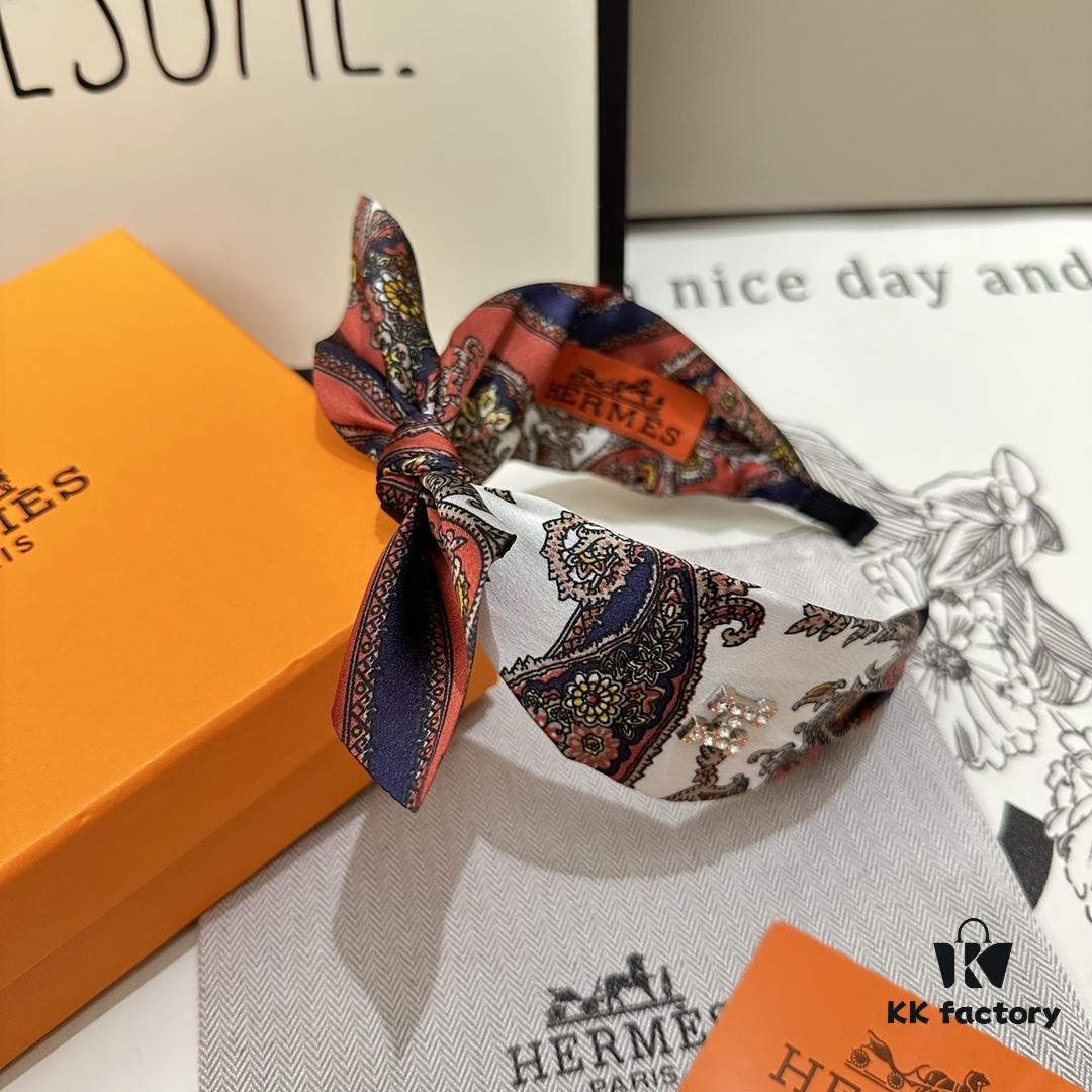 Hermes (Hermès) Latest Hair Hoop - Specially Paired with Boutique Packaging