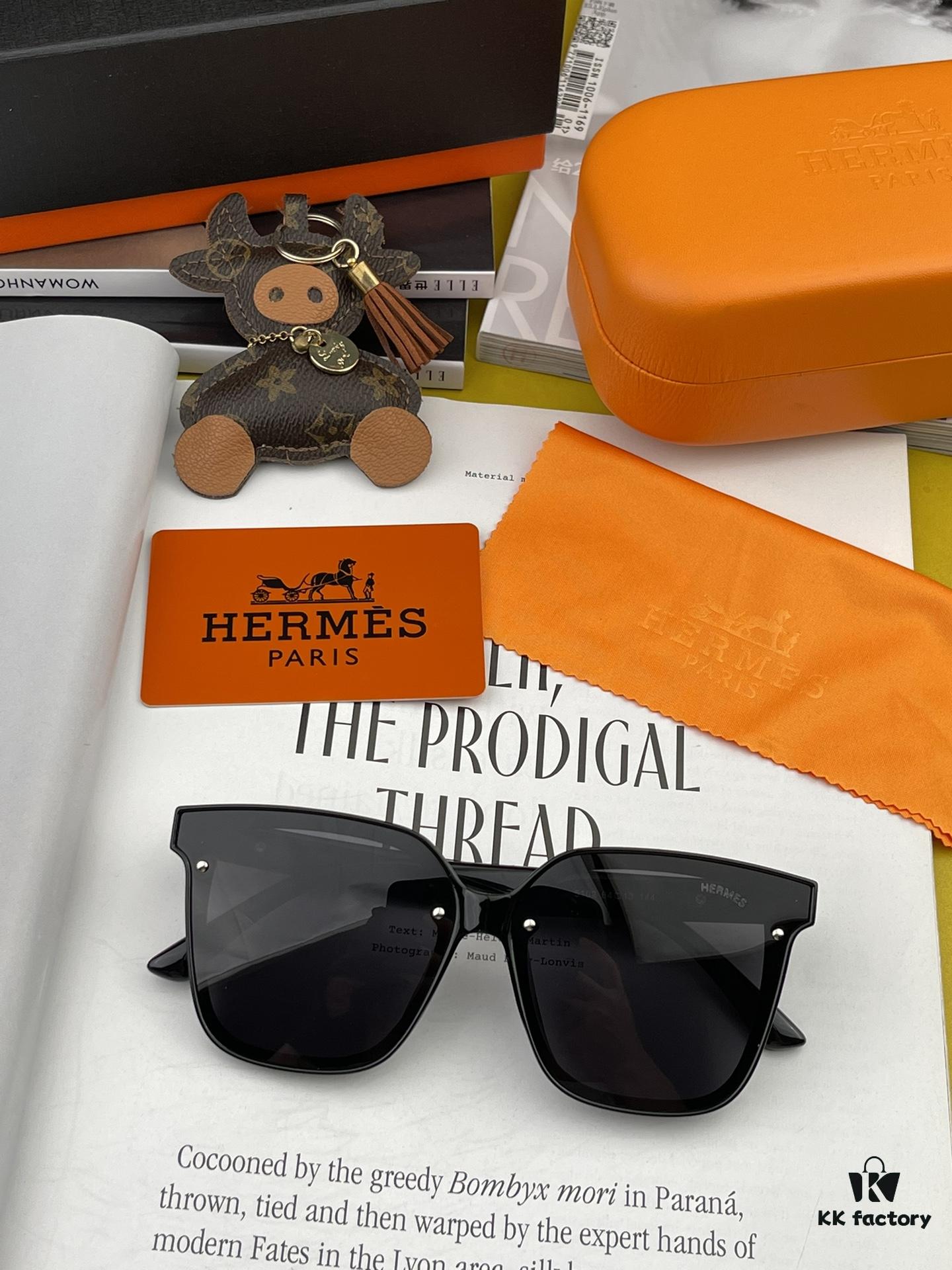 Polarized Series Sunglasses HERMES Hermes Original Release Internet Celebrity Super Popular Blue Classic Luxury Global Trend Fashion Square Frame Sunglasses Top Quality Luxury Logo Authentic High Quality Model H5102