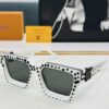 LOUIS VUITTON LV Luxury Version M96006 Size 56□17 Sunglasses with Dense Golden Logo Pattern