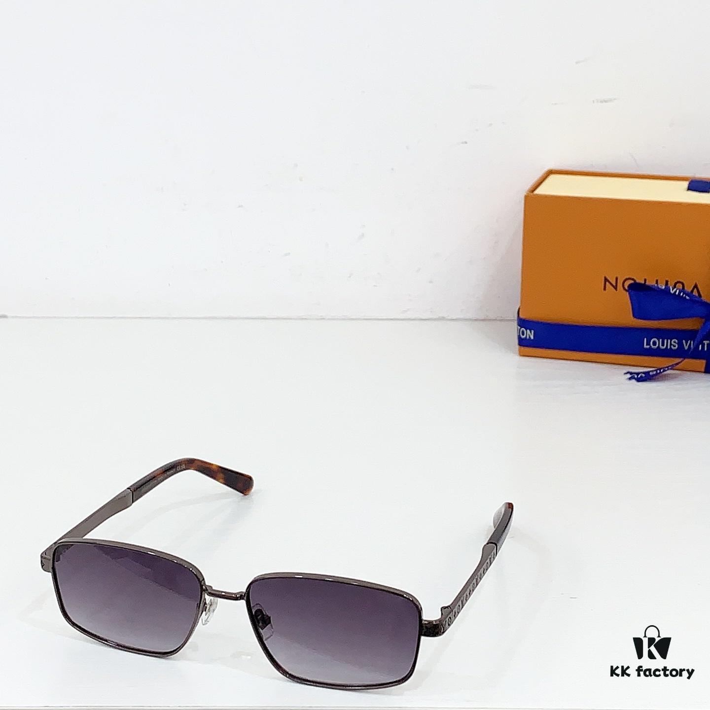 135 LOUIS VUITTON MOD: Z2042U Size: 58□16 142 Sunglasses