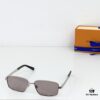 135 LOUIS VUITTON MOD: Z2042U Size: 58□16 142 Sunglasses