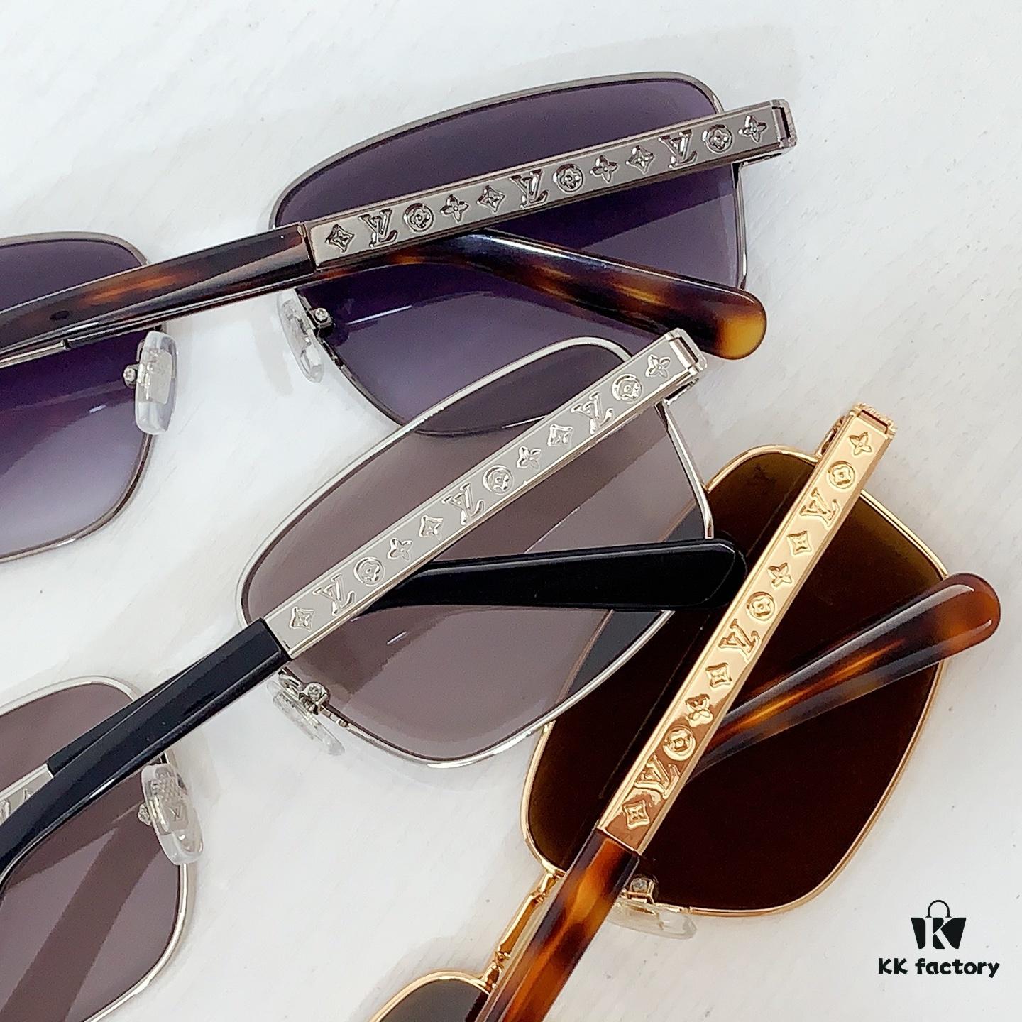 135 LOUIS VUITTON MOD: Z2042U Size: 58□16 142 Sunglasses