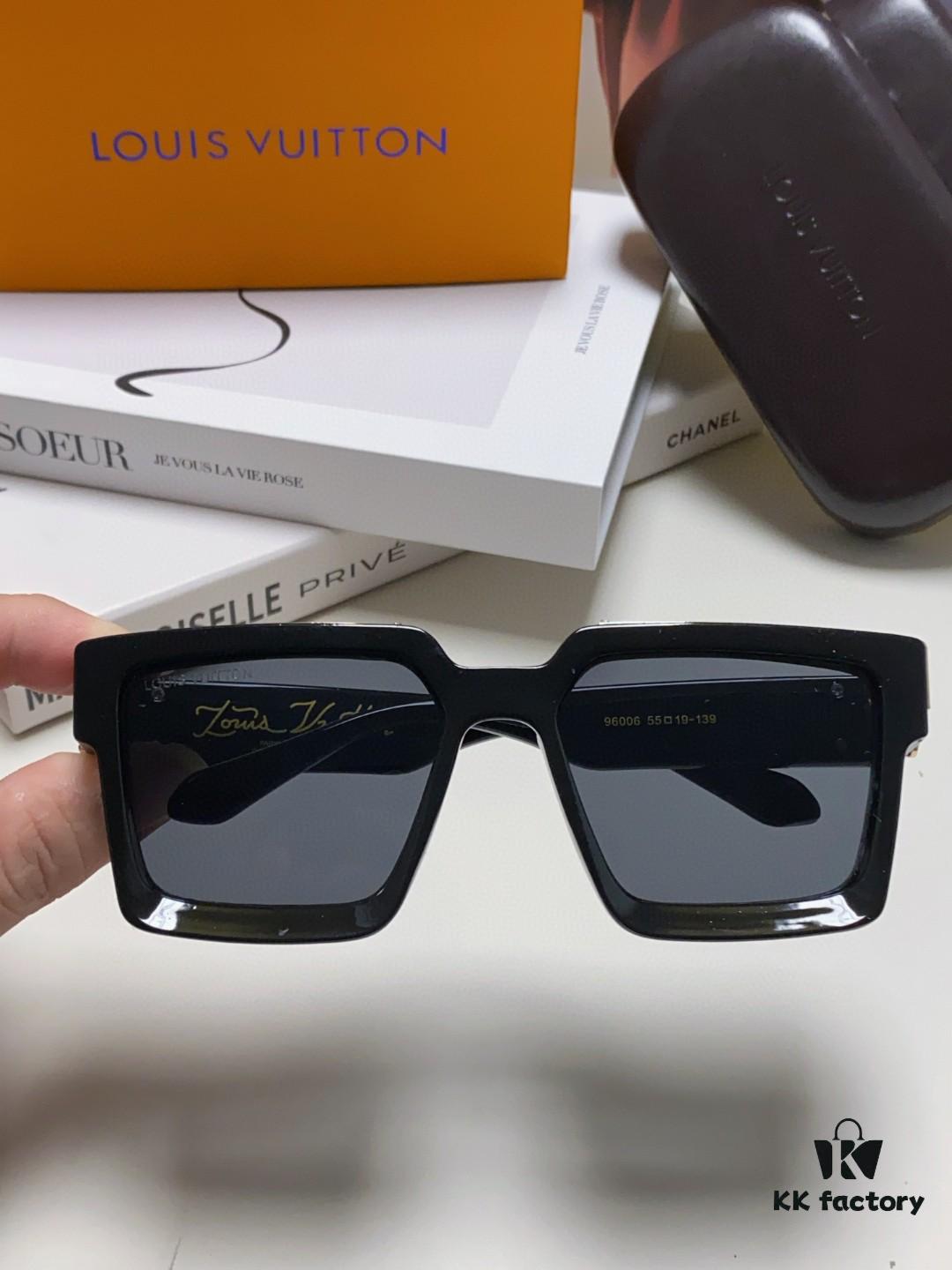 LOUIS VUITTON Original 1:1 Showstopper Sunglasses