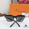 135 The Sunglasses Everyone Is Searching for Online, Louis Vuitton Also Released Panda-Style Glasses🐼, Black and White Color Block Extremely Versatile, A Must-Have Beautiful Sunglasses for Stylish Girls