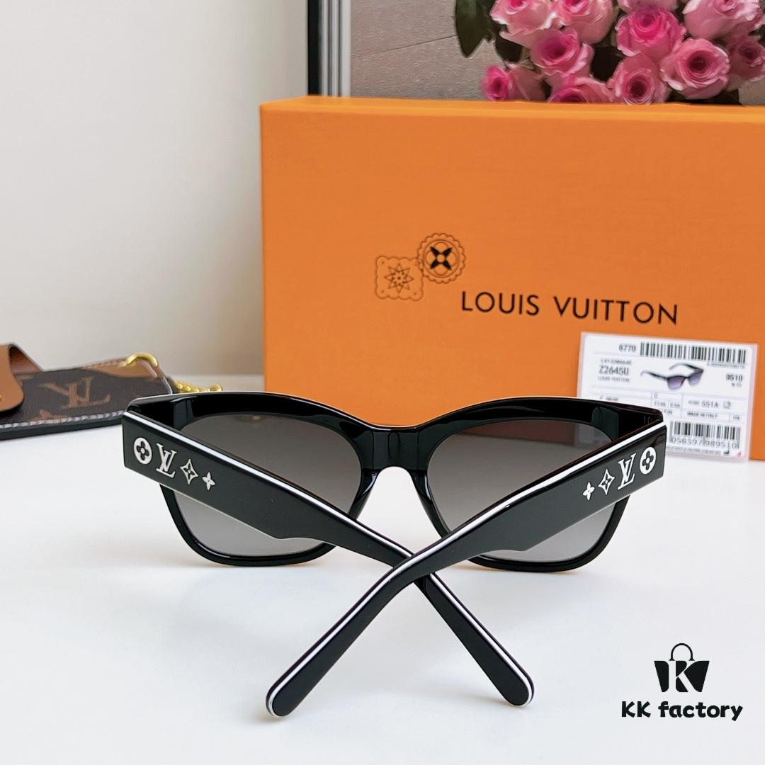 135 The Sunglasses Everyone Is Searching for Online, Louis Vuitton Also Released Panda-Style Glasses🐼, Black and White Color Block Extremely Versatile, A Must-Have Beautiful Sunglasses for Stylish Girls