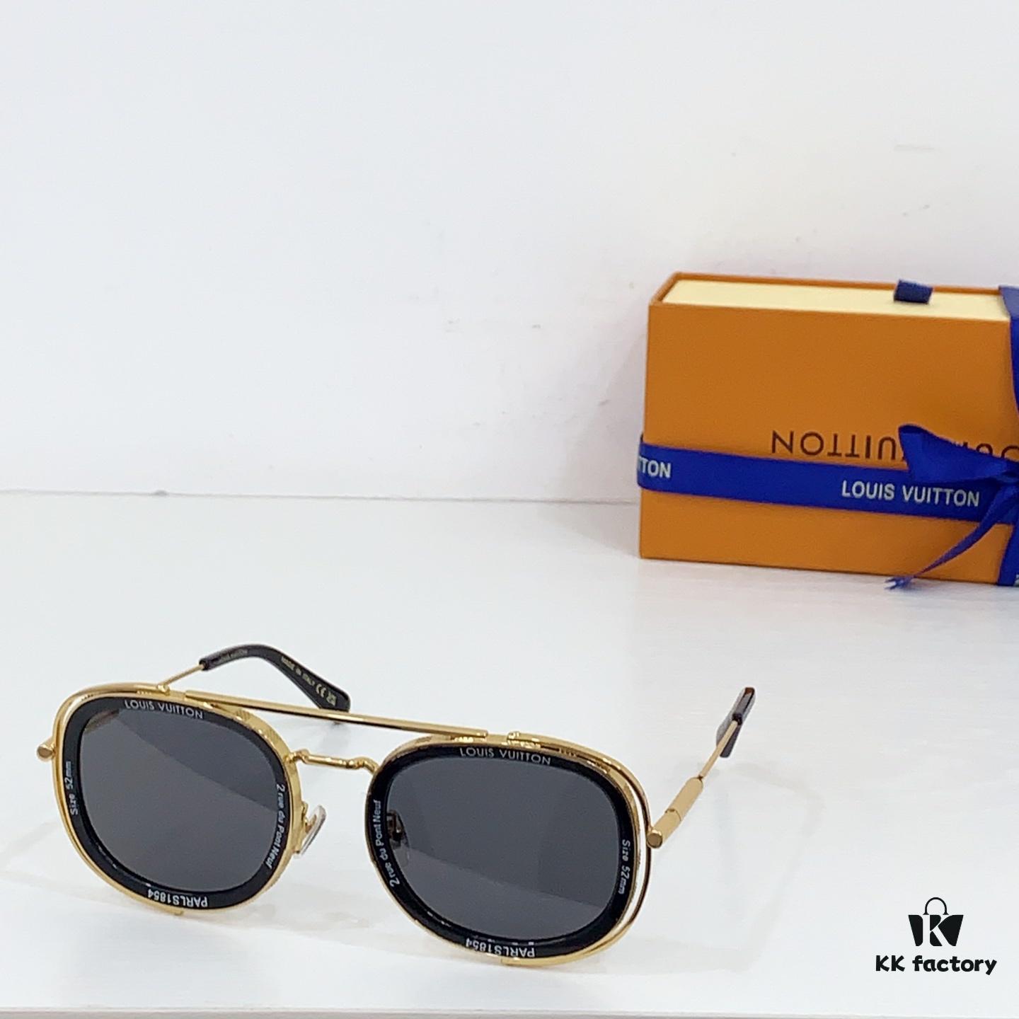 145 LOUIS VUITTON MOD: Z2213U Size: 52-24 145 Sunglasses
