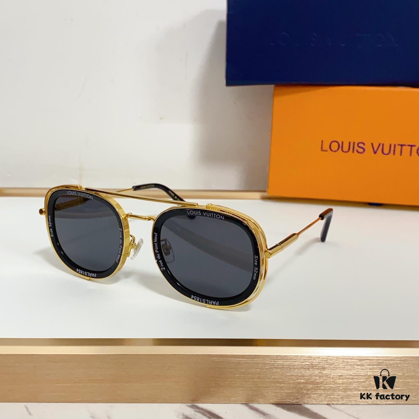145 LOUIS VUITTON MOD: Z2213U Size: 52-24 145 Sunglasses